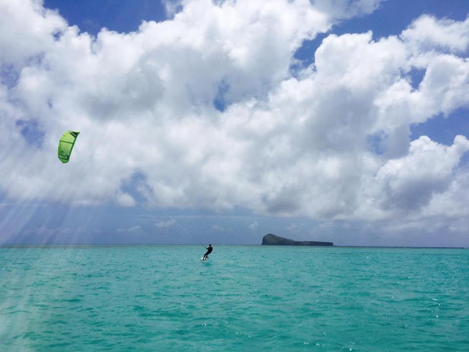 Islands View - Mazor Beach Villas グラン・ゴーブ エクステリア 写真