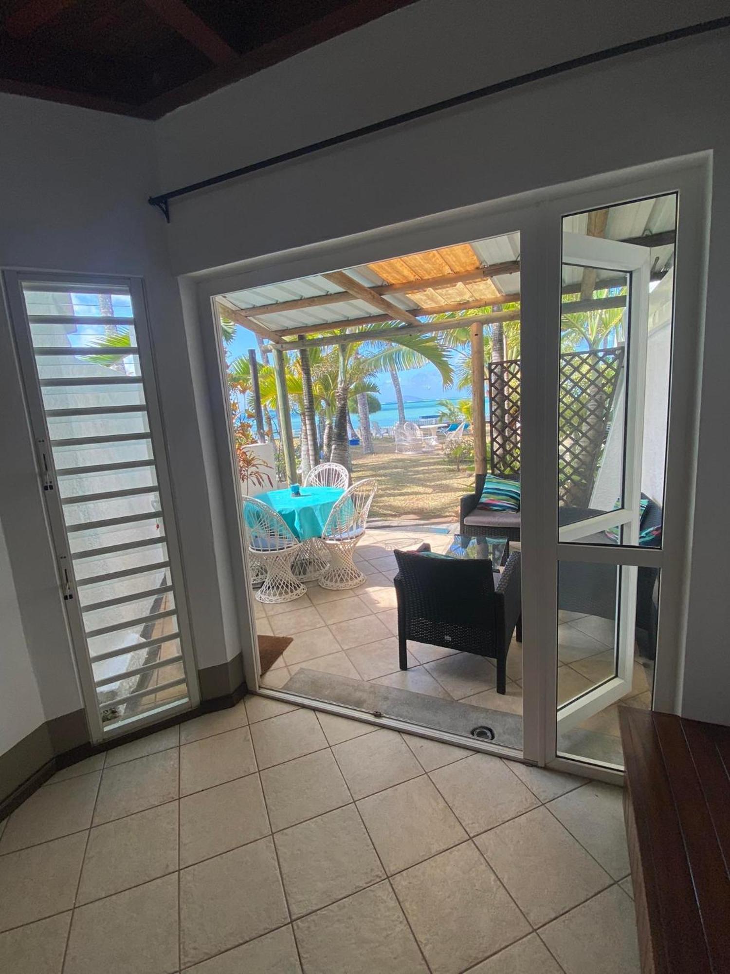 Islands View - Mazor Beach Villas グラン・ゴーブ 部屋 写真
